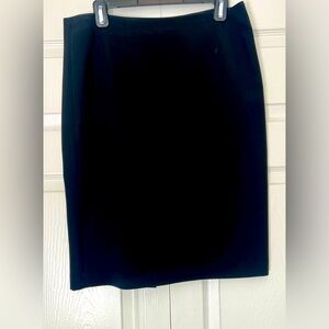 Kasper black skirt size 10 EUC